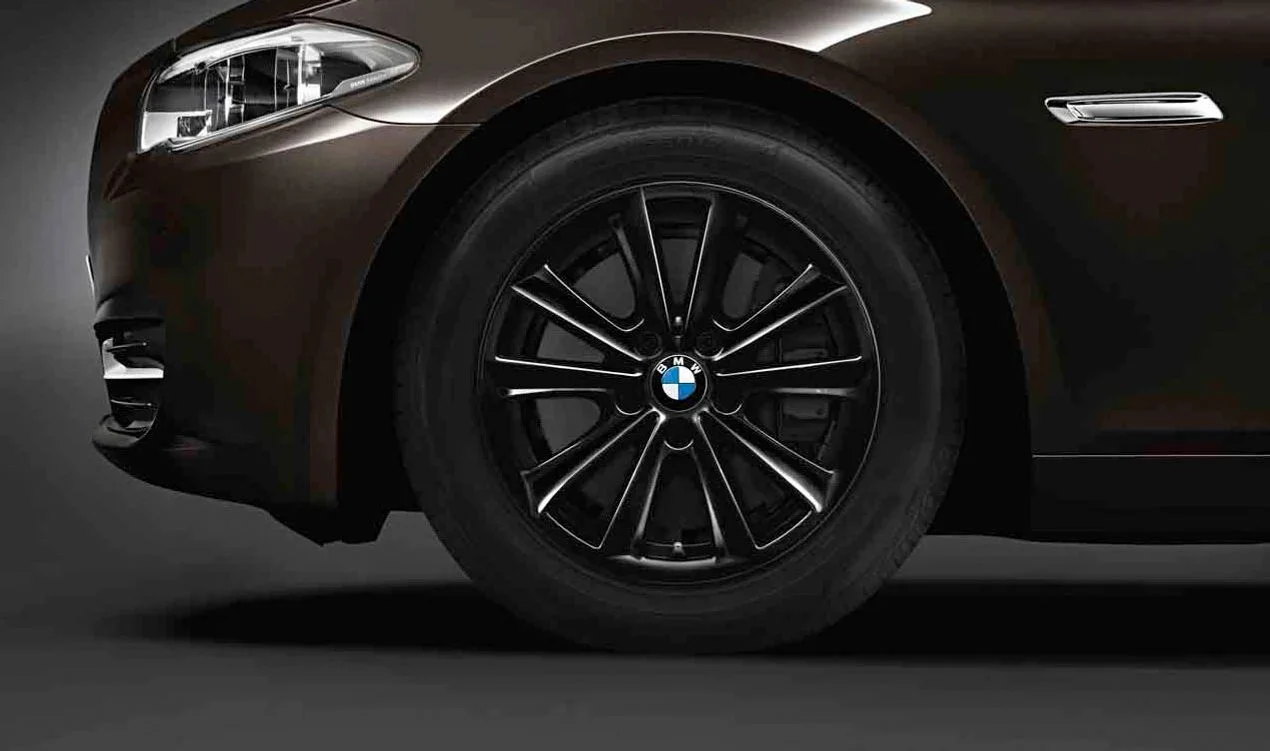 BMW F06 F10 F11 F12… 17 İnç Siyah V Kollu Jant 36116867127