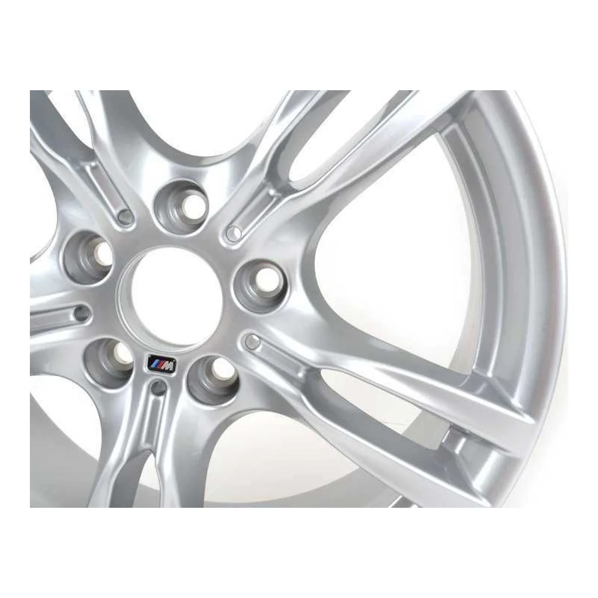 BMW F30 F31 F32 F33… Arka 18 İnç Alaşım Jant 36117845881