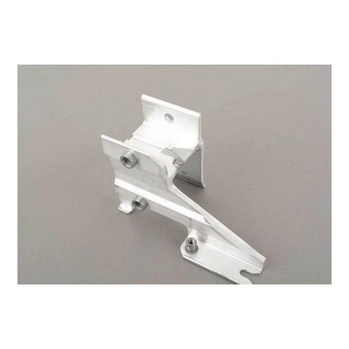 BMW 4 Serisi F83 Ön Aks Sol Tutucu Braketi 51118055343
