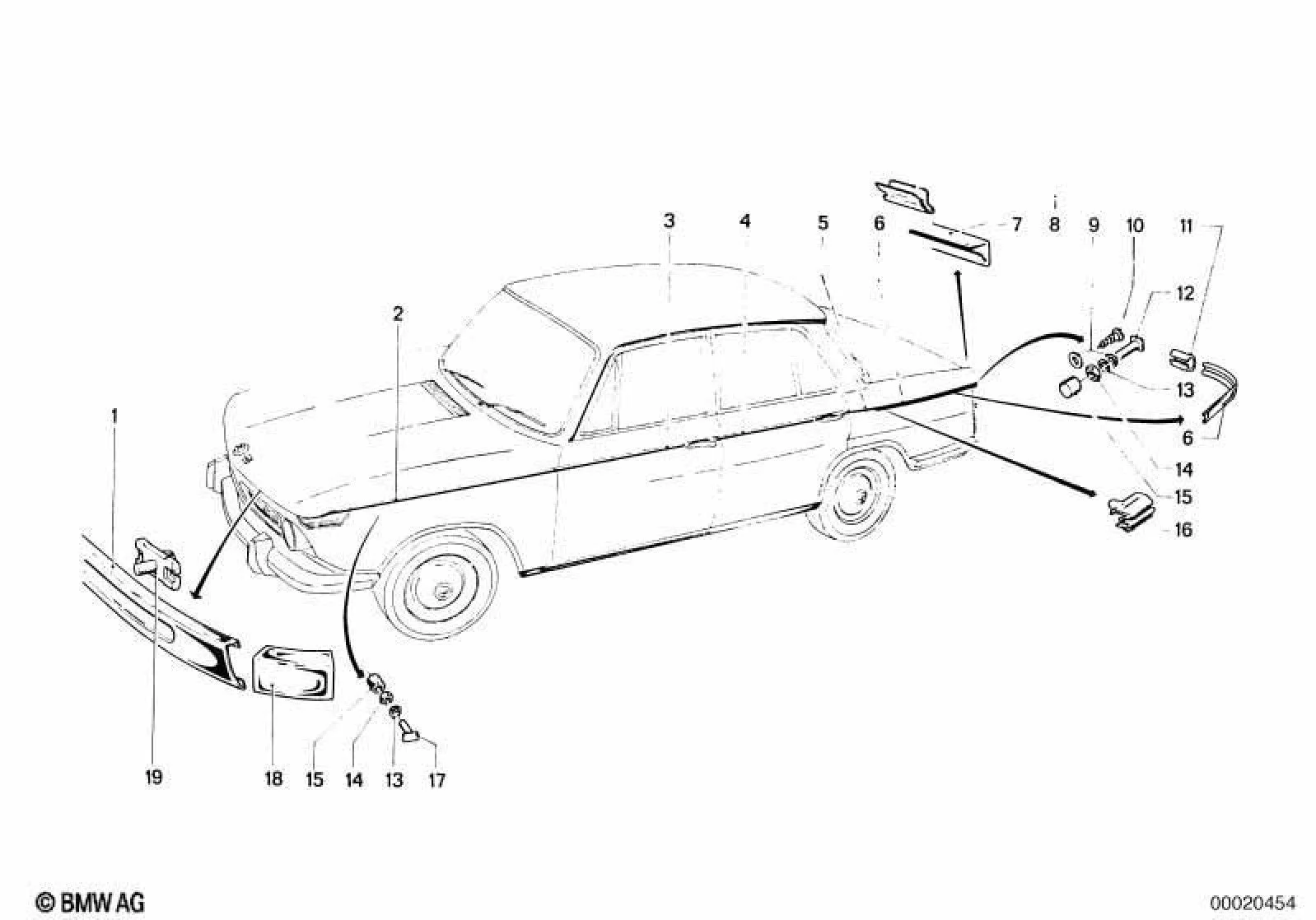 BMW E70 E71 E72 Sol Üst Süs Çıtası 51135676106