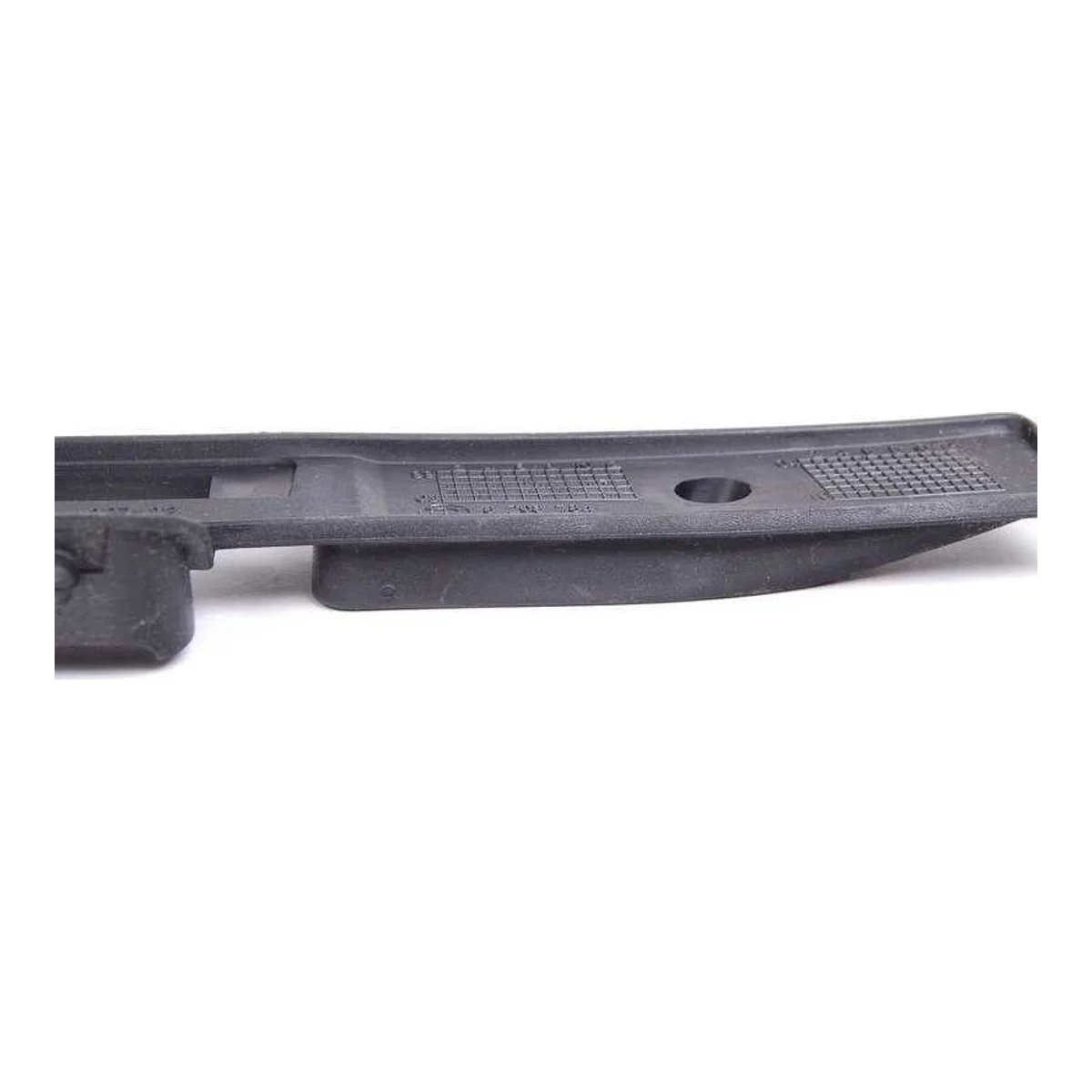 BMW 3 Serisi E46 Ön Sağ Braket 51137006326