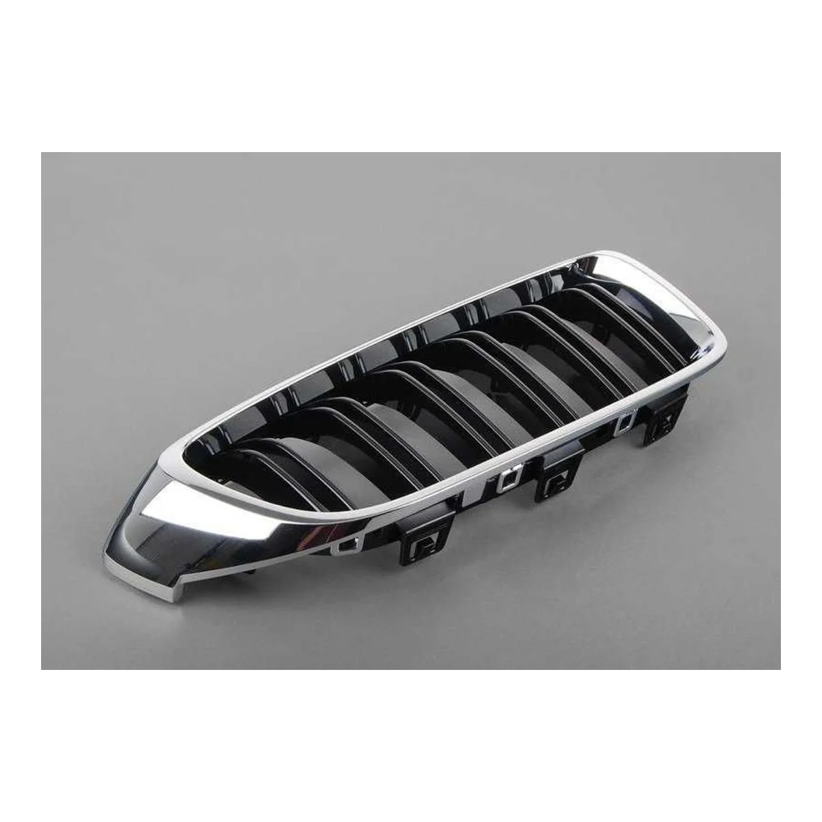 BMW 4 Serisi F83 Ön Sağ Süs Izgarası 51138054332