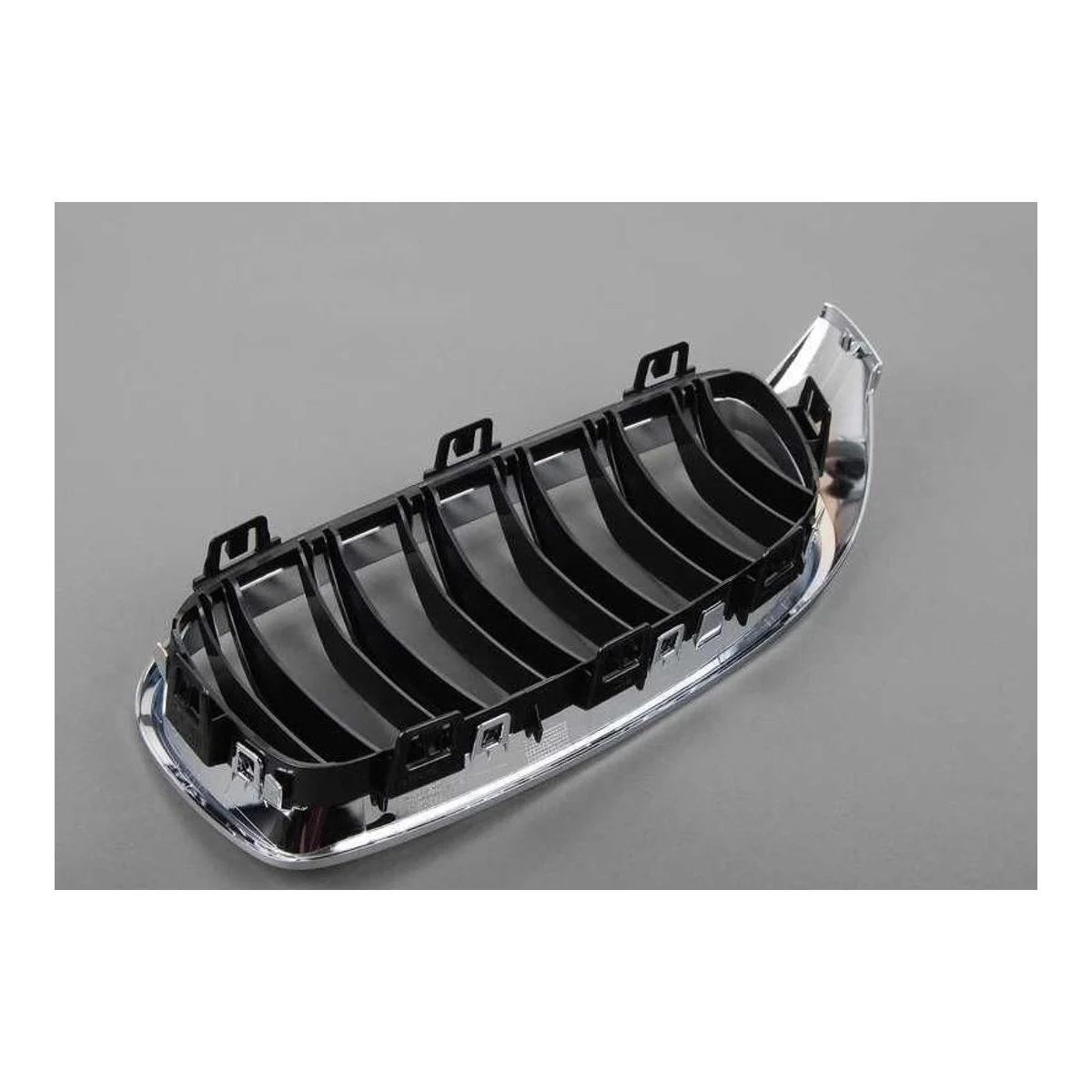BMW 4 Serisi F83 Ön Sağ Süs Izgarası 51138054332