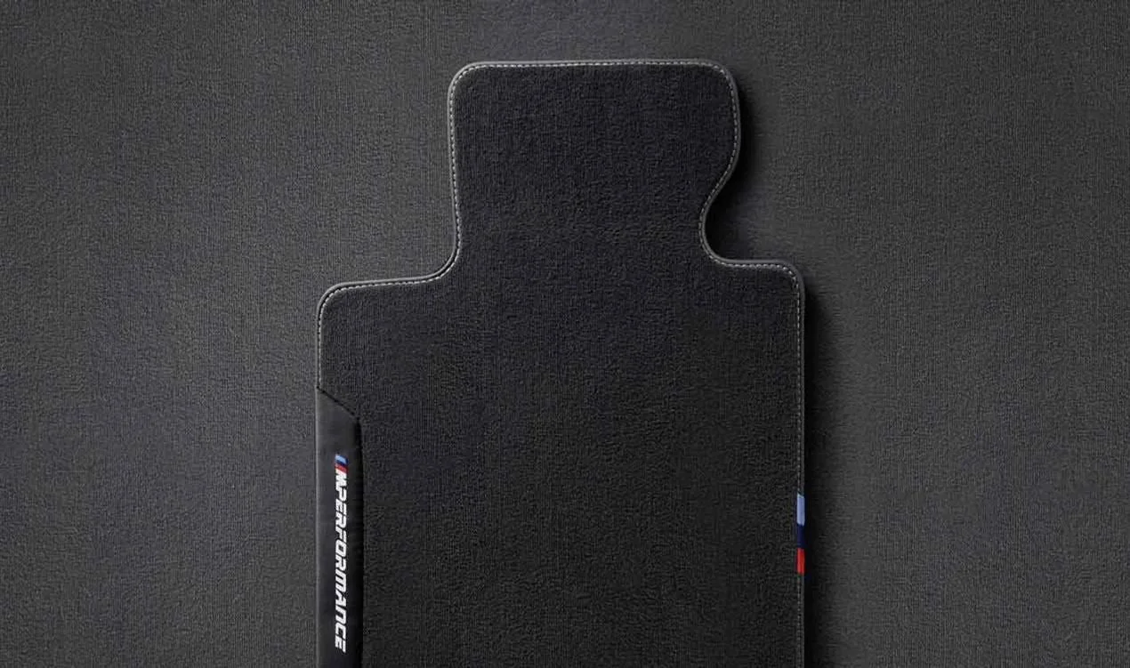 BMW F40 F44 M Performance Ön Arka Paspas Takımı 51472468486