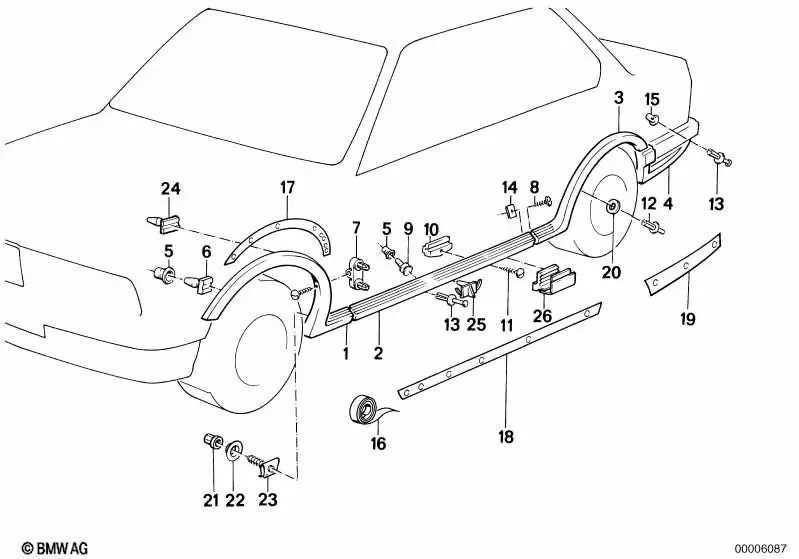 BMW 3 Serisi E30 Ön Sol Kaplama Paneli 51711934941