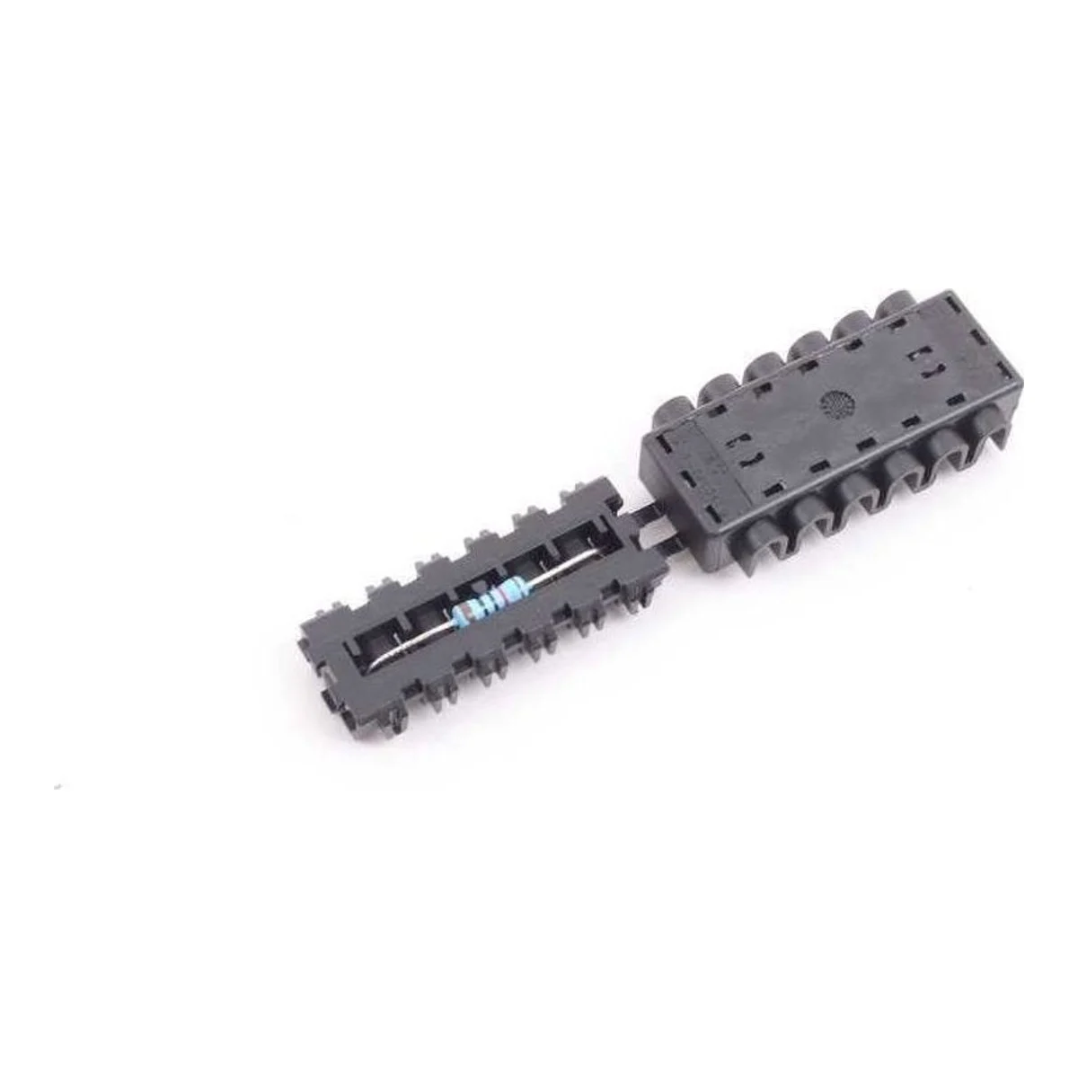 BMW E60 E61 E63 E64… 4 Yollu Siyah Çoklu Konnektör 61138373688