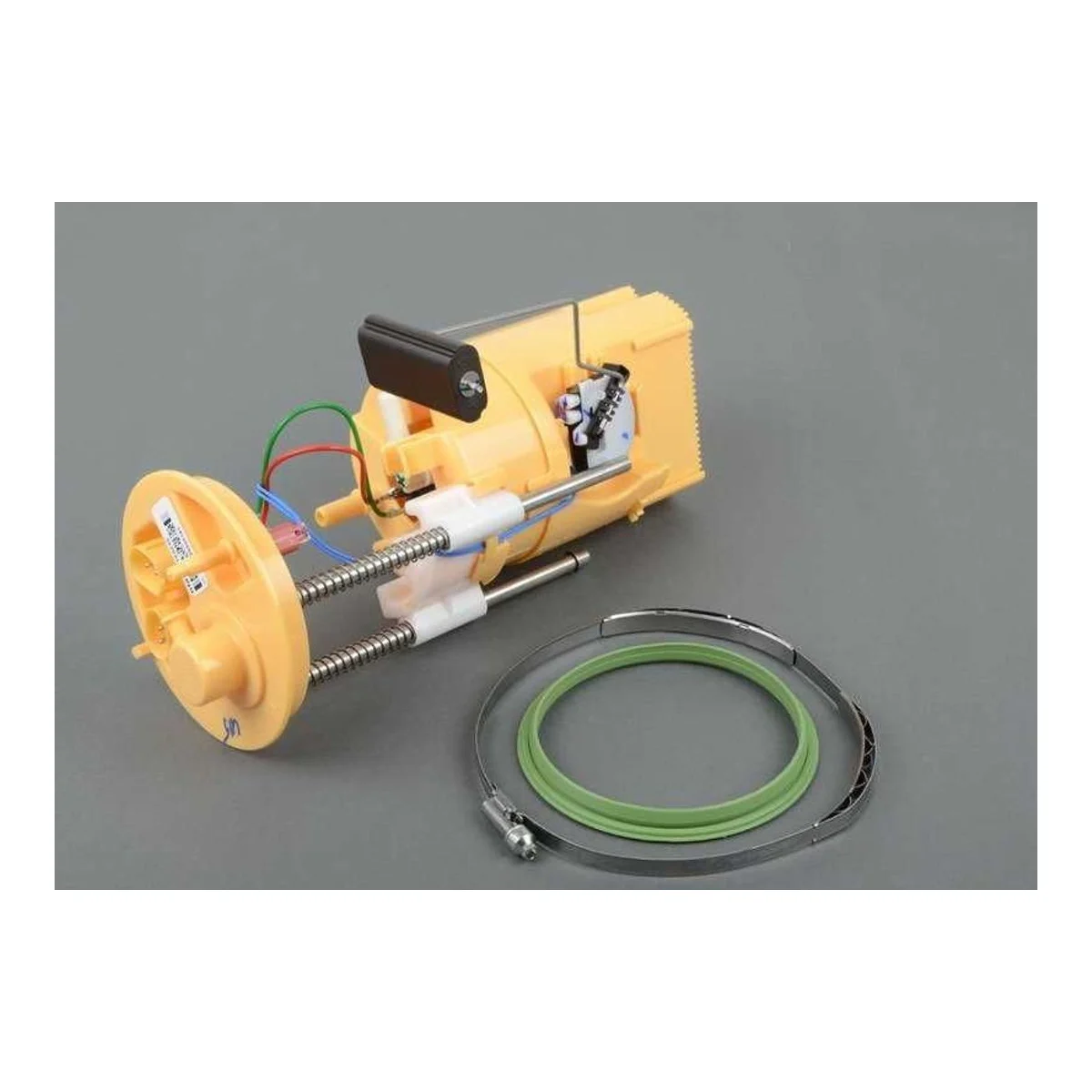 BMW E70 E71 F15 F16 M57 N47 E70-F15 E71-F16 Depo İçi Yalıt Pompası N57-N-Z-X 16117195471