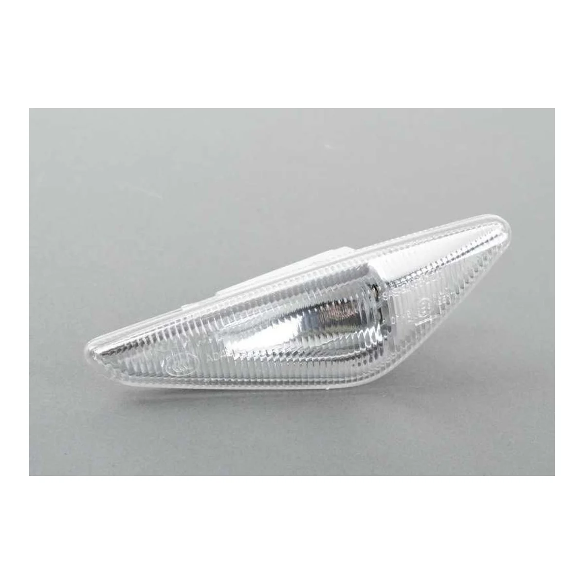 BMW E70 E71 F25 Çamurluk Sinyali Sağ 63137171008
