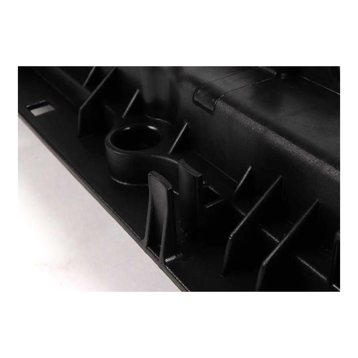 BMW E39 E46 E53 E60… Külbütör Kapağı 11127512839