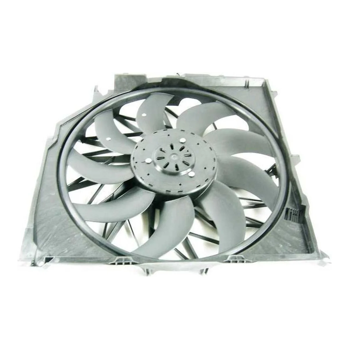 BMW X3 E83 Klima Fanı 600W 17113442089