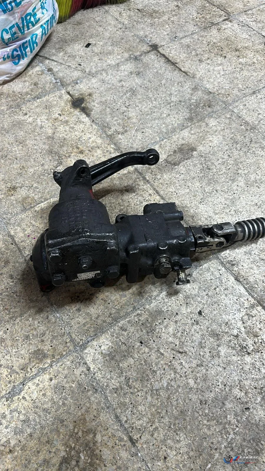 BMW Orijinal Çıkma 7 Serisi E38 - M51 M52 M60 M62 M73 Direksiyon Kutusu 1141331