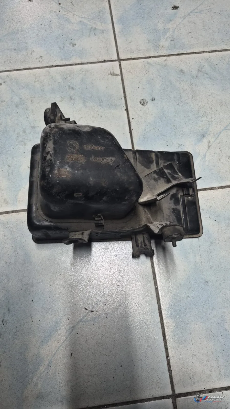 BMW Orijinal Çıkma Hava Filtresi Kutusu 1288047