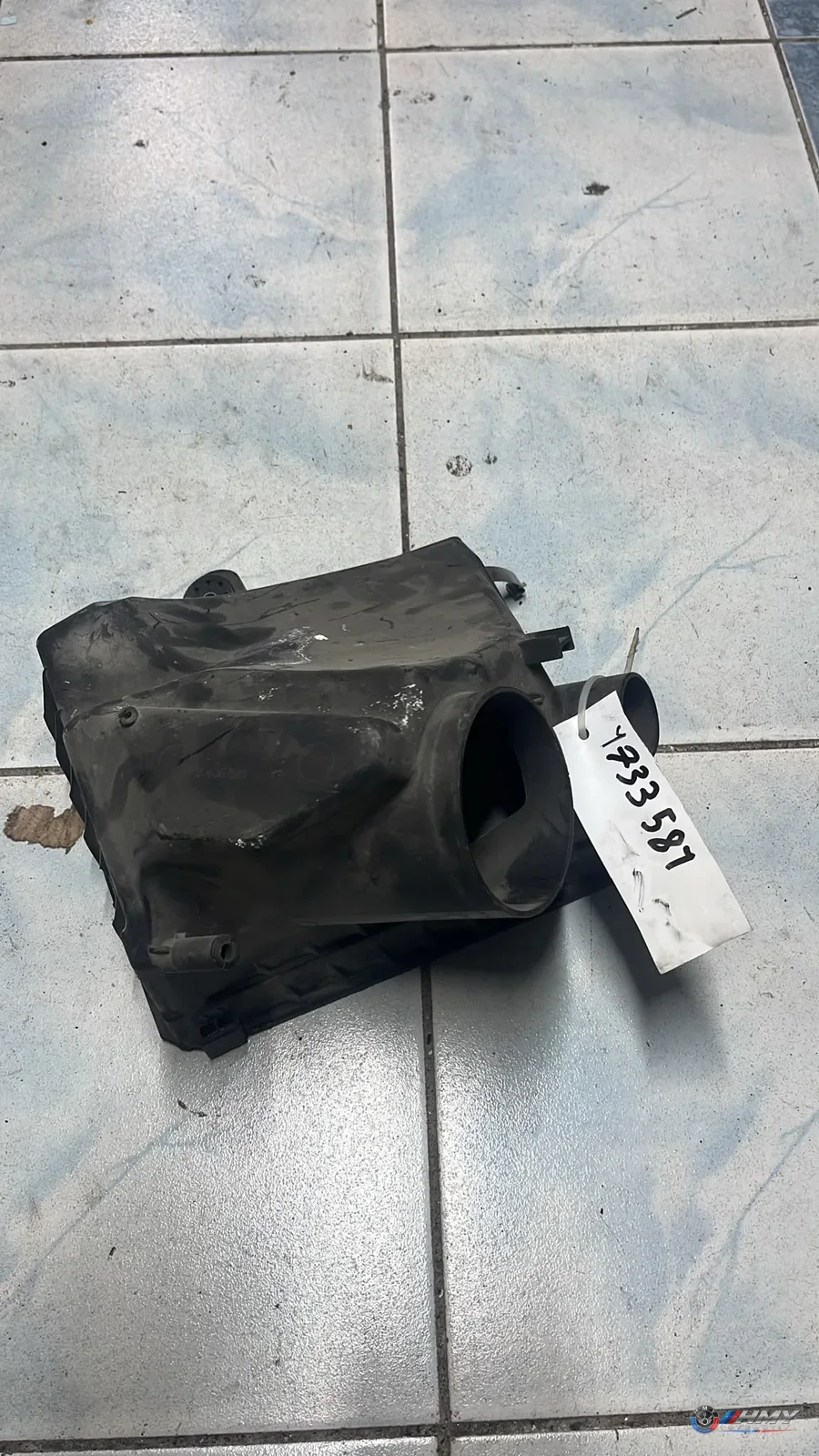 BMW Orijinal Çıkma E31 E32 E34 E36 E38 E39 - Hava Filtre Kutusu 13721733581