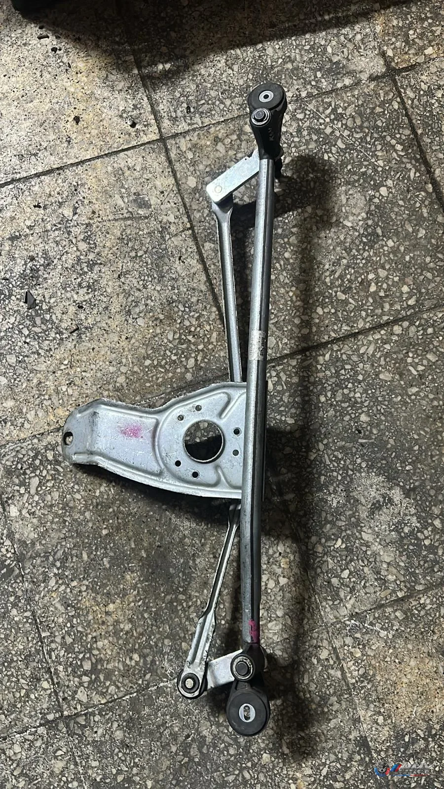 BMW Orijinal Çıkma E36 E46 E60 E61 E81 E82 - N42 N46 Ön Silecek Mekanizması 11127511535