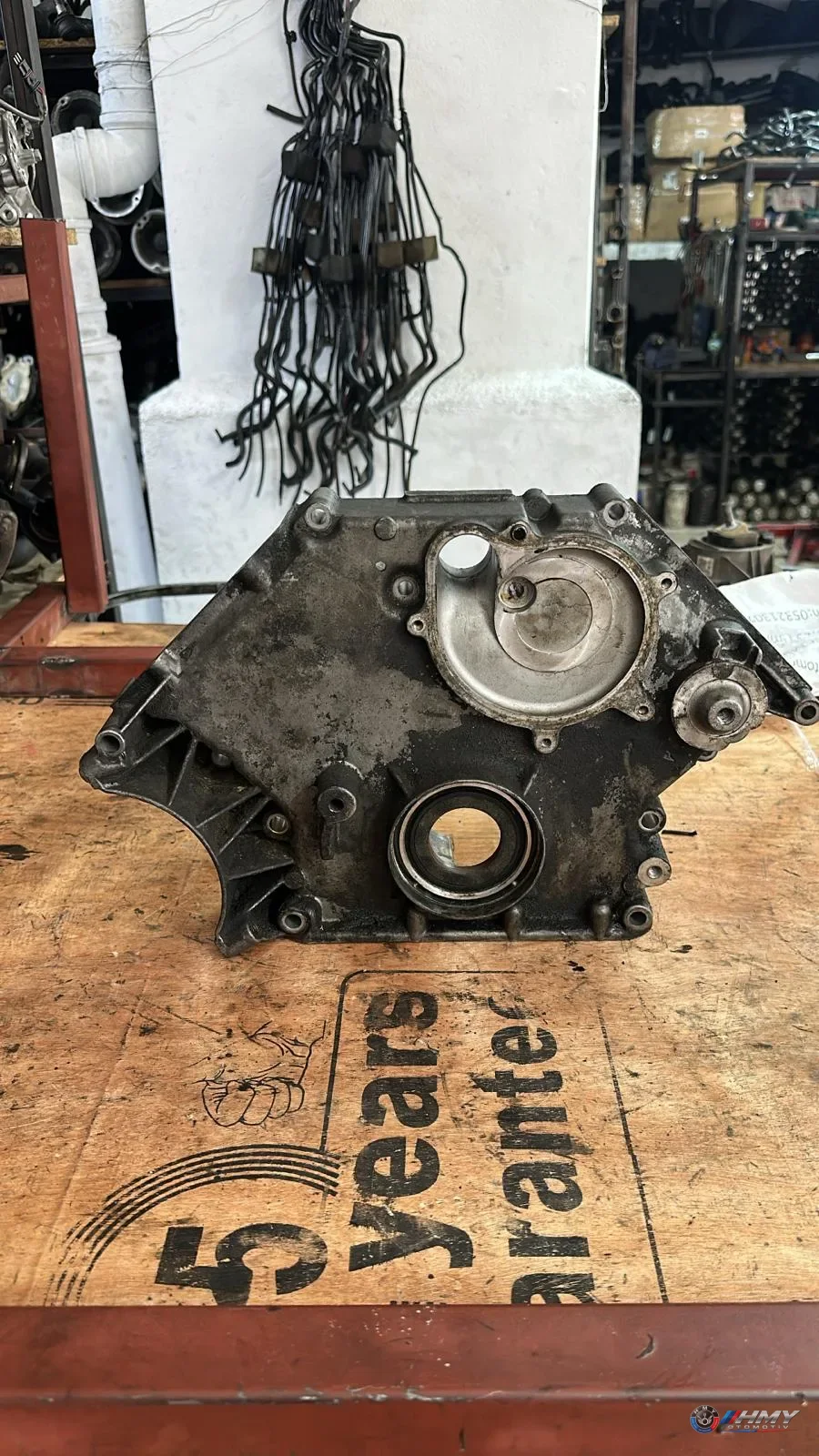 BMW Orijinal Çıkma E53 E60 E65 - N62N X5 Zincir Kapağı 7513333