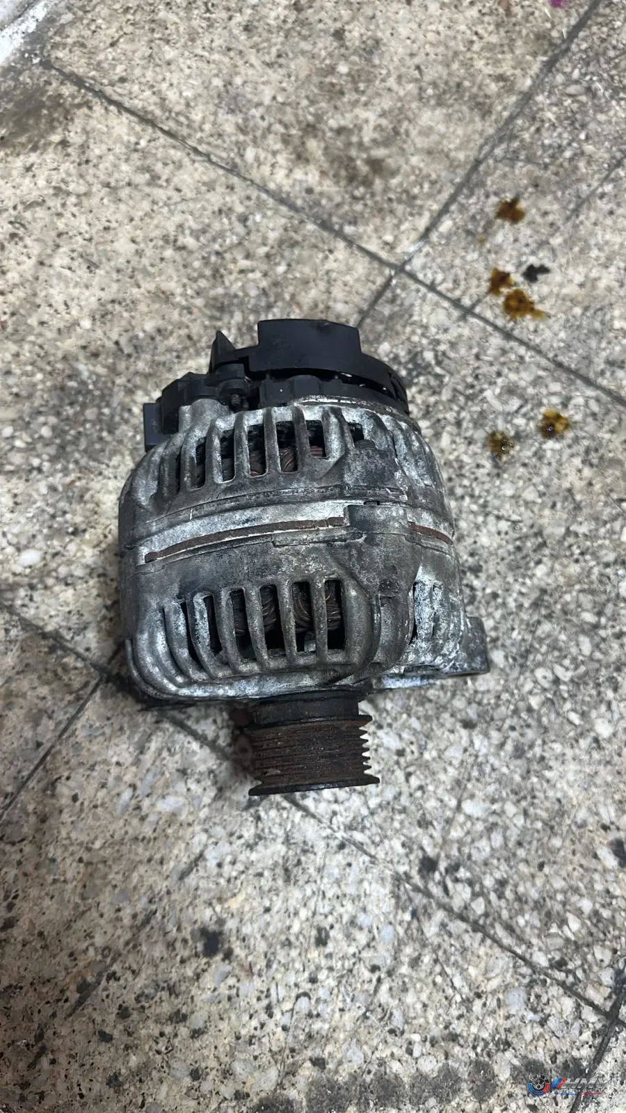 BMW Orijinal Çıkma E46 E60 E61 E83 - M54 Alternatör 12317519721