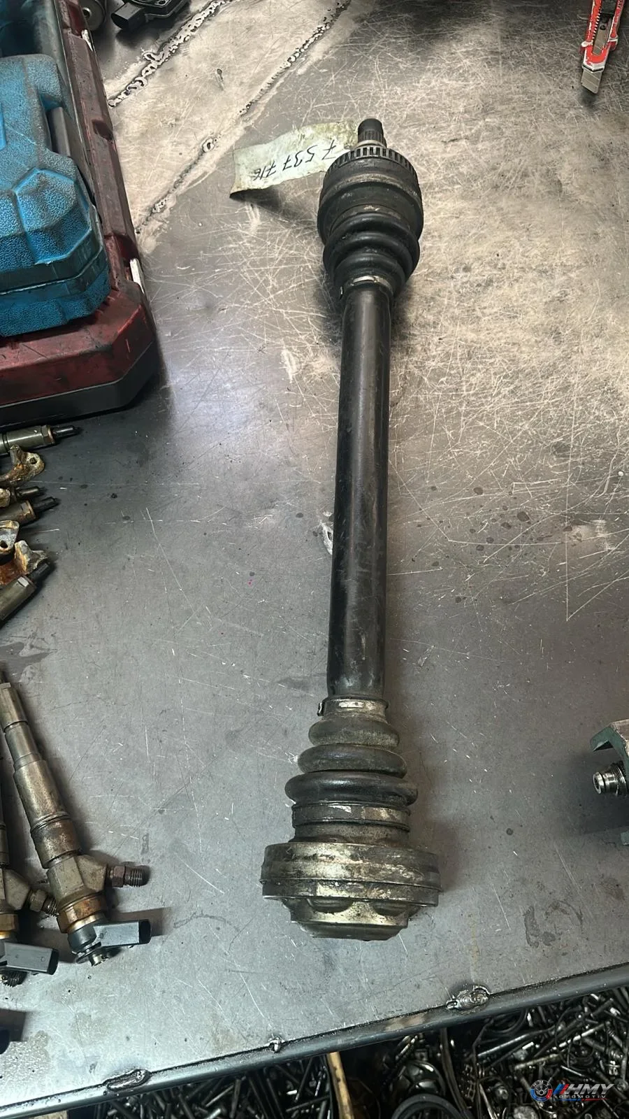 BMW Orijinal Çıkma E88 E90 - N53 N52N Arka Sol Aks 33217537716