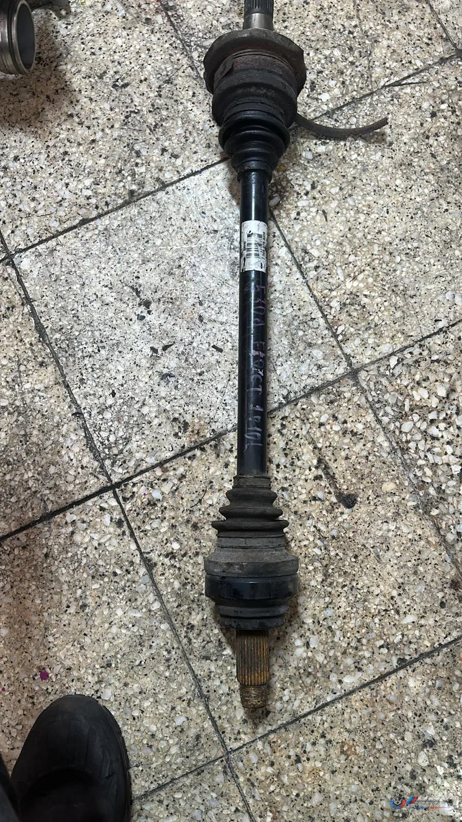 BMW Orijinal Çıkma F01 F02 F06 F07 F12 F13 - N57 Aks Mili 7566075