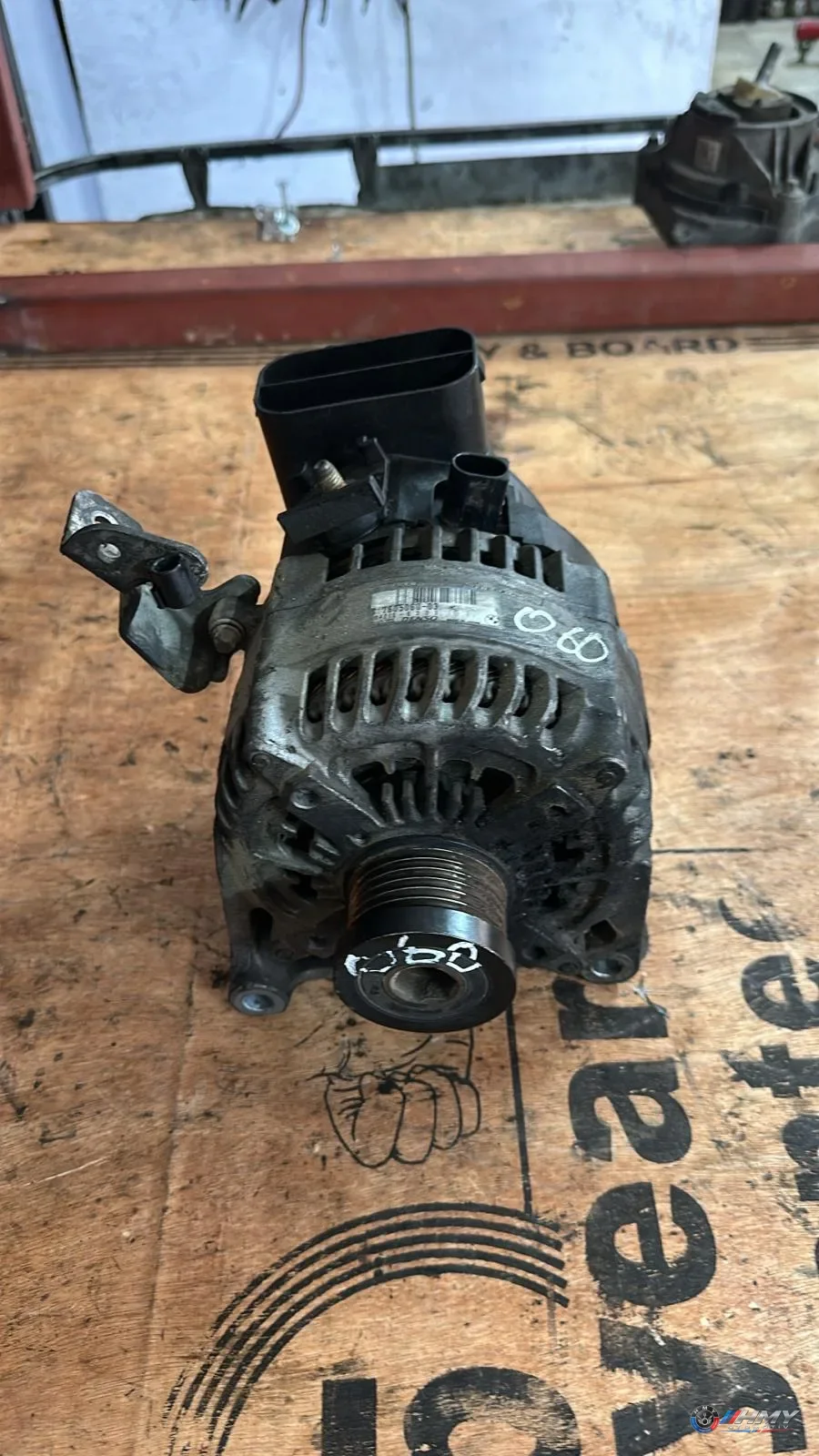 BMW 1 Serisi 3 Serisi F20 F21 F30 Şarj Dinamosu Alternatör 12317605060 Orijinal Çıkma