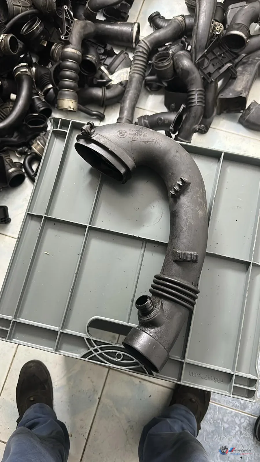 BMW Orijinal Çıkma E46 E65 E66 - Hava Borusu M57N 13717786013