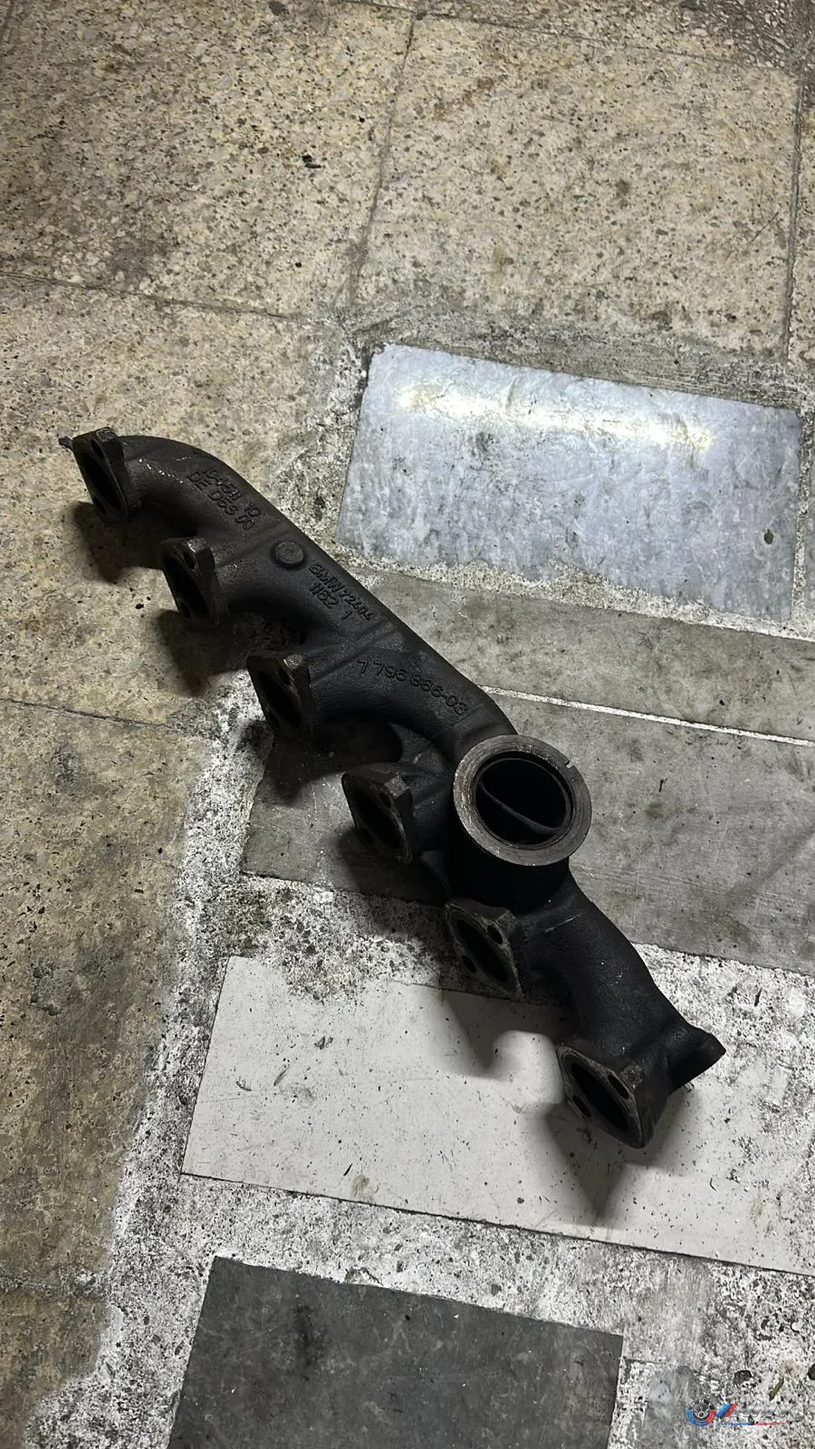 BMW Orijinal Çıkma E60 E61 E65 E66 E70 E71 - M57 Egzoz Manifoldu 11627811449