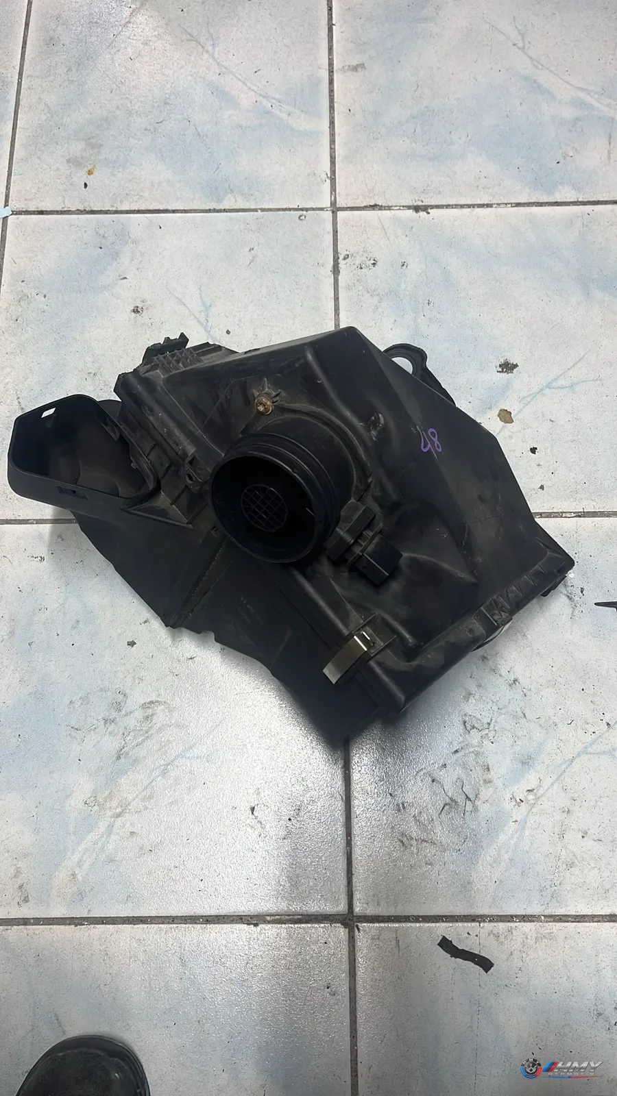 BMW Orijinal Çıkma E81 E82 E87 E90 E91 E92 - N47 Hava Filtre Kutusu 13717797460