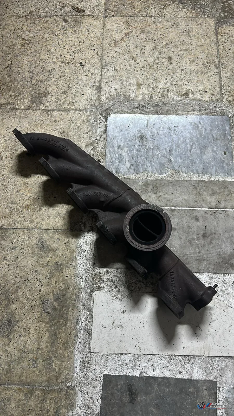 BMW Orijinal Çıkma E70 E71 E90 E91 E92 E93 - N57 Egzoz Manifoldu 11628519607
