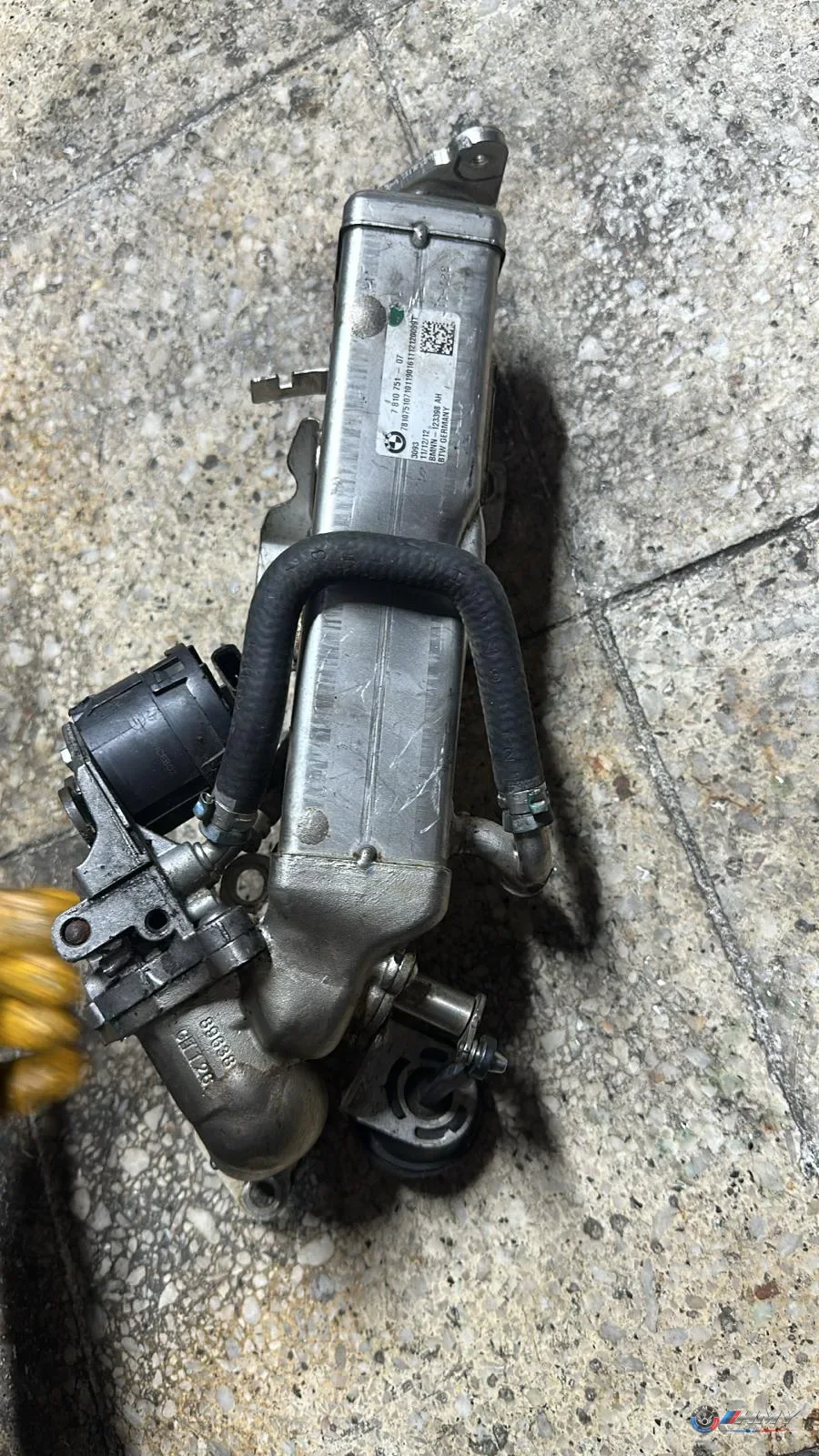 BMW Orijinal Çıkma E60 E61 E70 E81 E82 E83 - EGR Soğutucu 11717810751