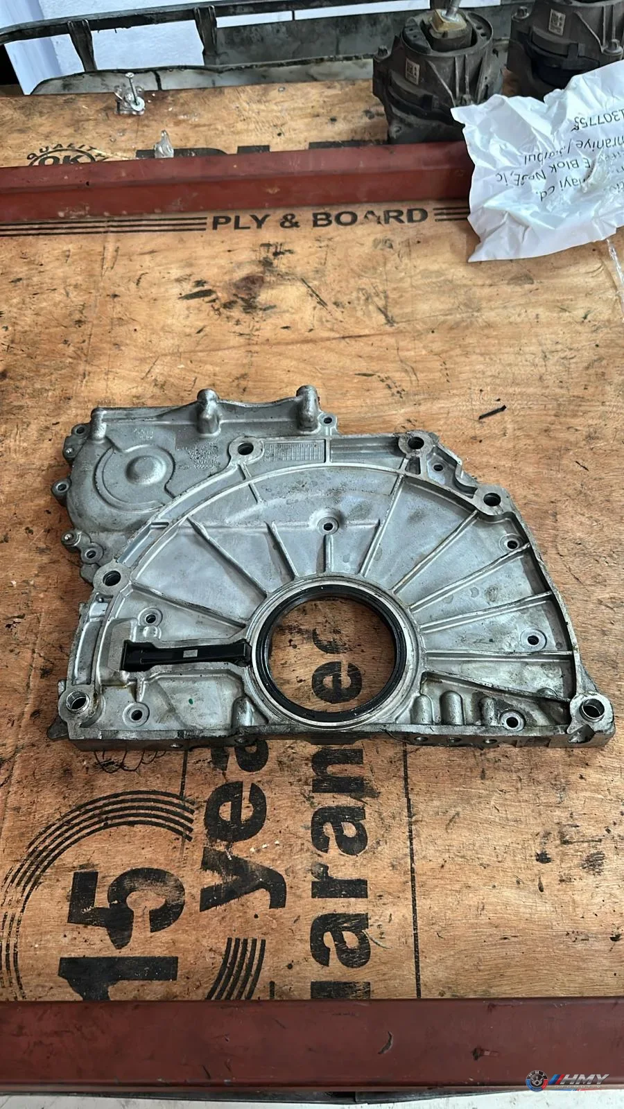 BMW Orijinal Çıkma F20 F30 - B38 Zincir Kapağı 8576355
