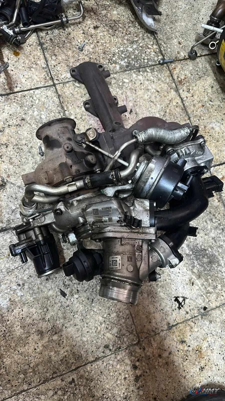 BMW Orijinal Çıkma G20 G30 G32 - Turbo 11658591886