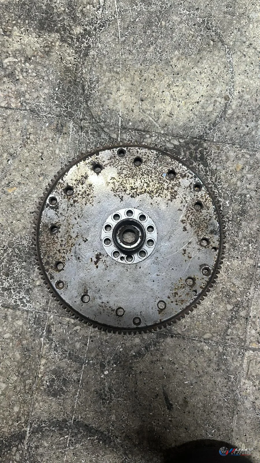 BMW Orijinal Çıkma Volan 9105323