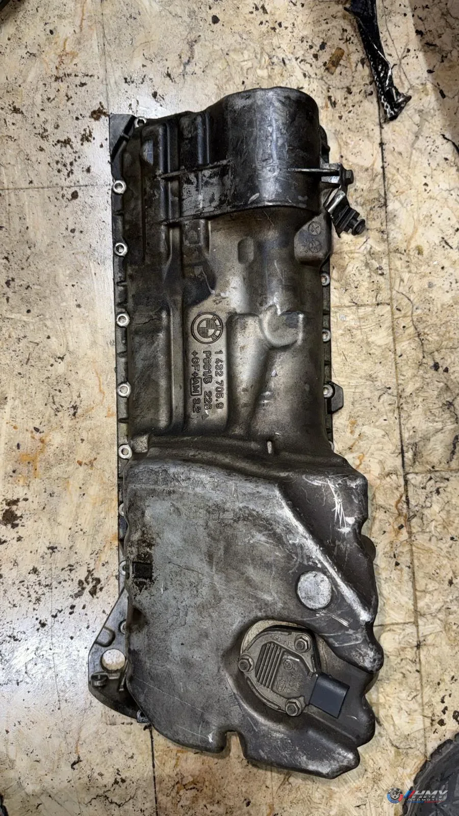 BMW Orijinal Çıkma 7 Serisi E38 - M73 Tutucu 11421435705