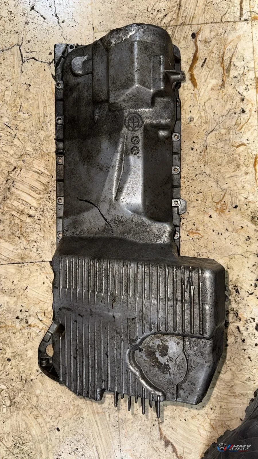 BMW Orijinal Çıkma Yağ Karteri 1748754