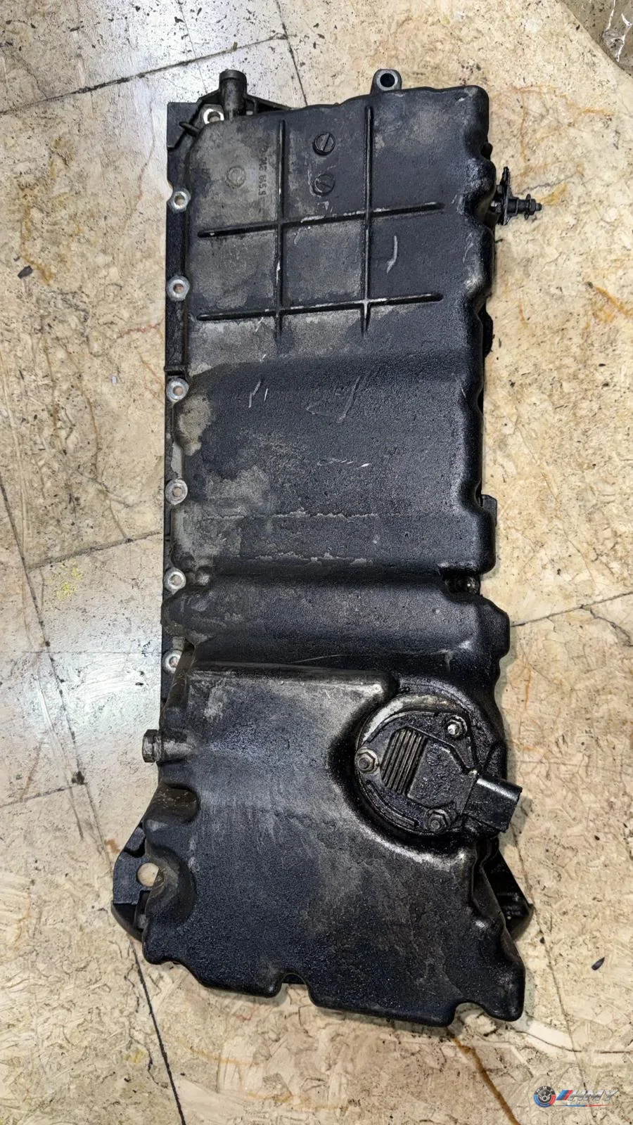 BMW Orijinal Çıkma Karter 2248645