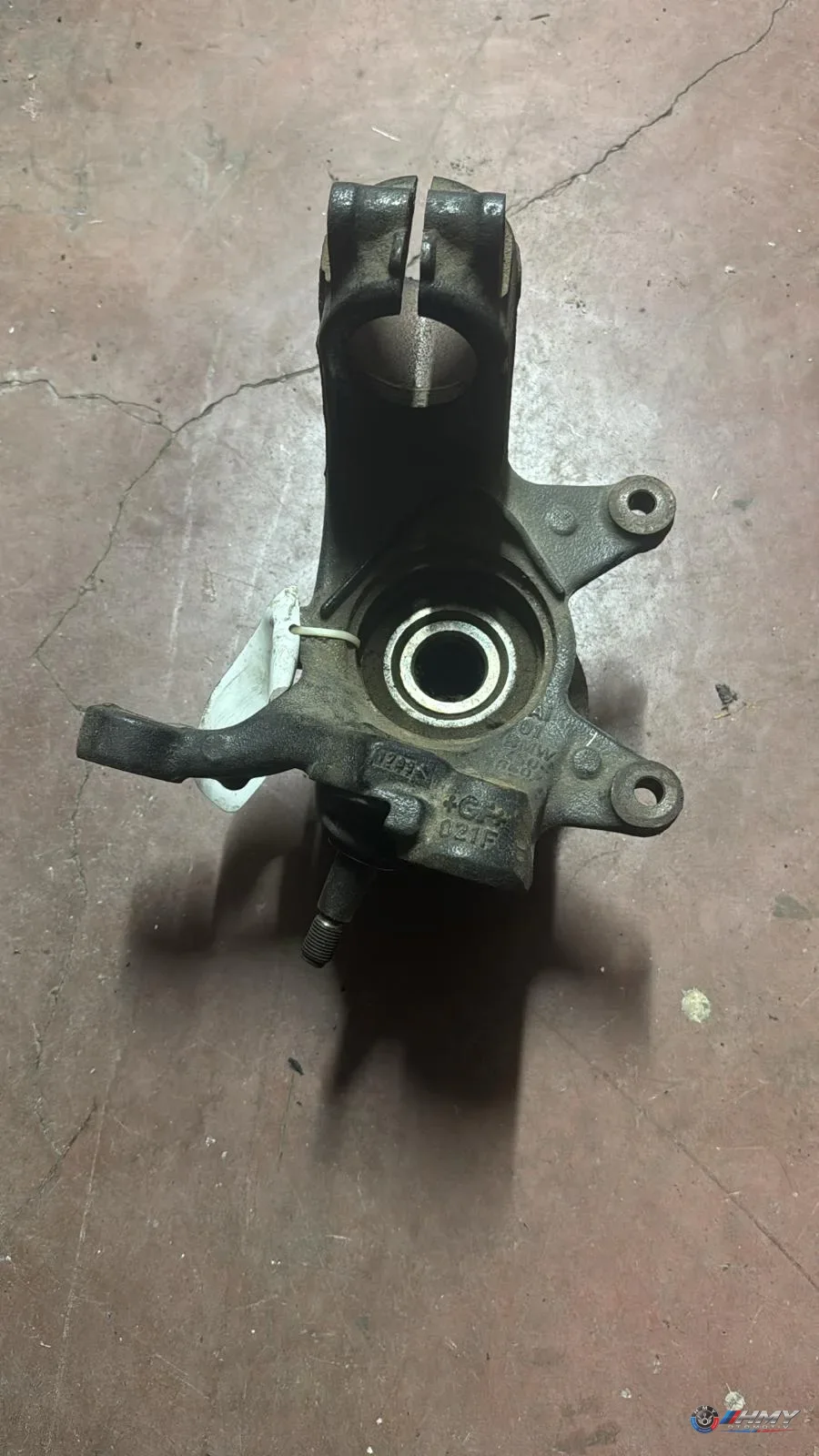 BMW Orijinal Çıkma X3 E83 - Ön Sağ Taşıyıcı 3450560