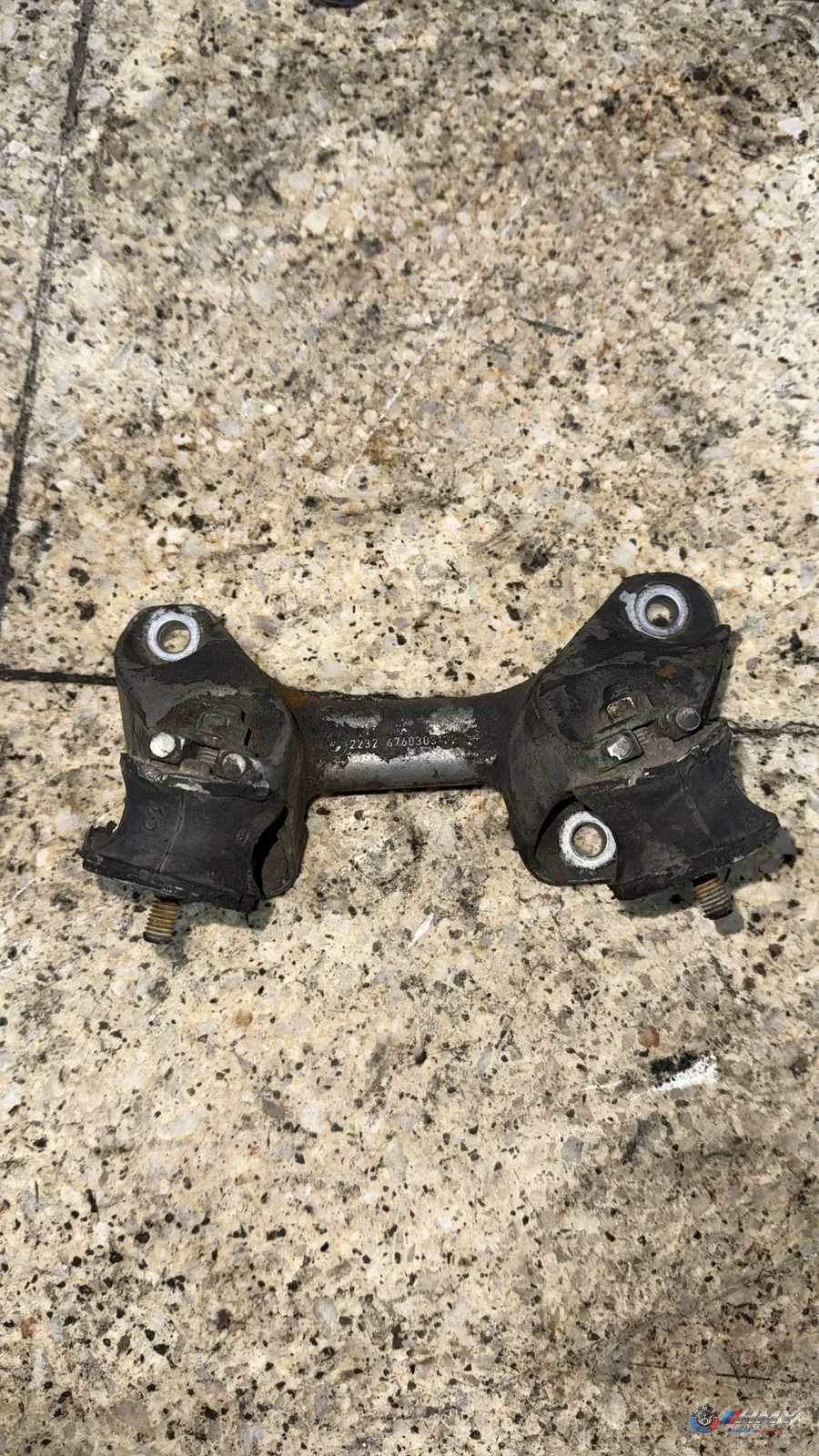 BMW E81 E82 E84 E87… Bağlantı Parçası/Motor Kulağı 22316760303 Orijinal Çıkma