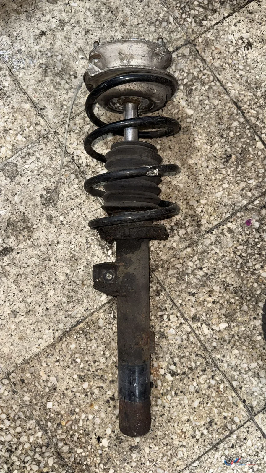 BMW Orijinal Çıkma 3 Serisi E90 - M47 N43 N45 N46 N47 Amortisör Kovanı Ön Sağ (Sachs) 31316786006