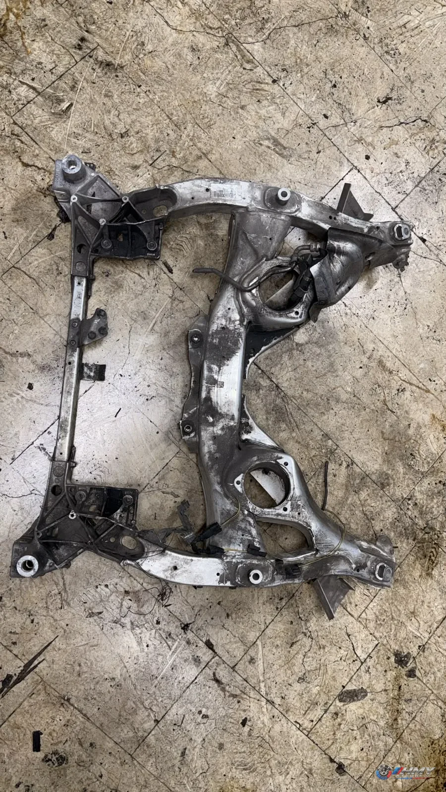 BMW Orijinal Çıkma F06 F07 F10 F11 F12 F13 - N47 N52 N53 N55 N63 Ön F12f01 Travers 31116796692