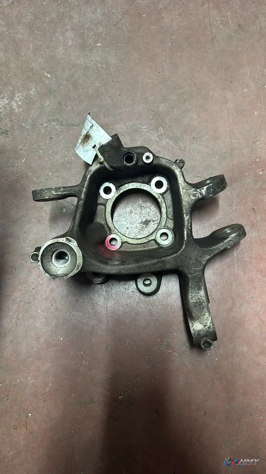 BMW Orijinal Çıkma F01 F02 F10 - Arka Sol Taşıyıcı 6797447