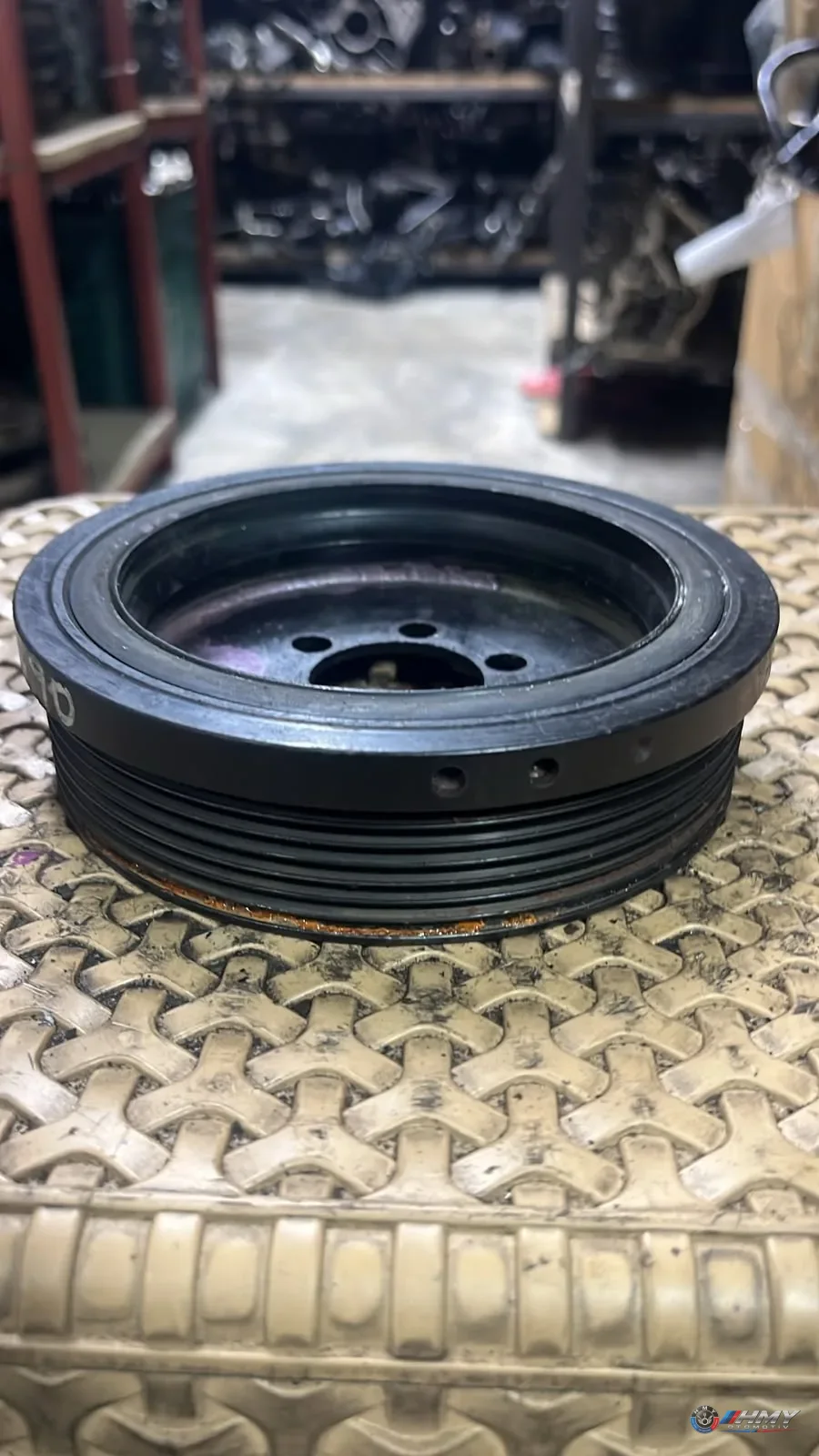 BMW Orijinal Çıkma E60 E61 E81 E82 E87 E88 - N43 Titreşim Damperi 11237551308