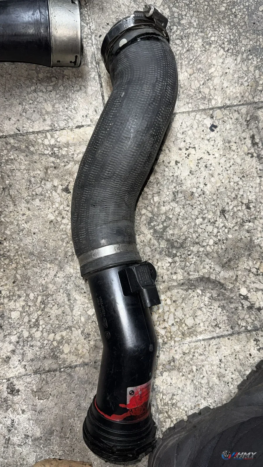 BMW Orijinal Çıkma F20 F21 F30 F31 F35 - N13 Şarj Havası Hattı 13717597588