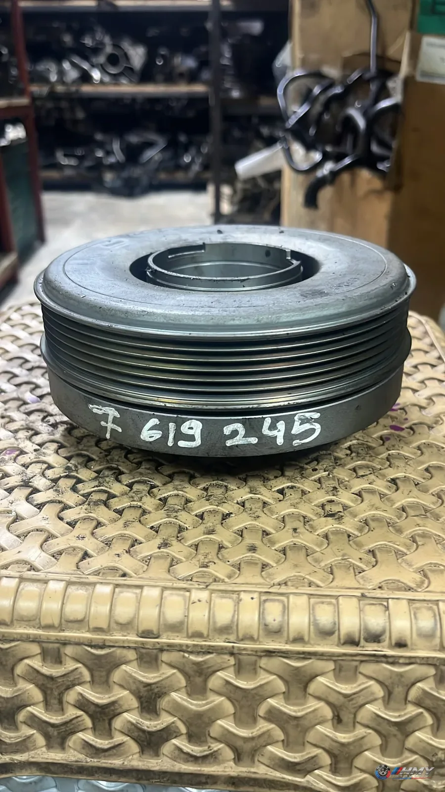 BMW Orijinal Çıkma F20 F21 F22 F23 F25 F30 - Krank Kasnağı B47D20A 11237619245