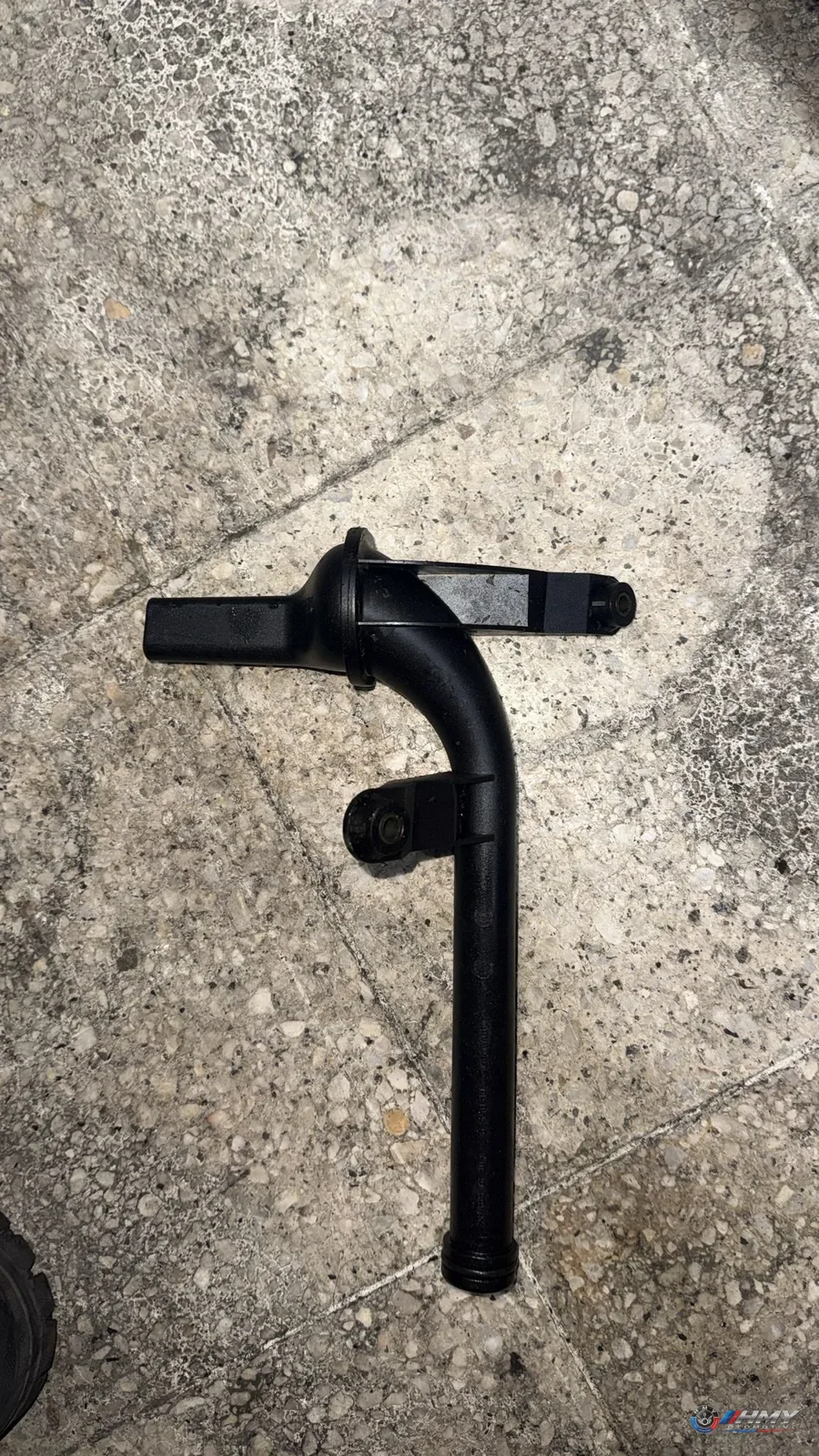 BMW Orijinal Çıkma Termostat Muhafazası Su Borusu 7630085