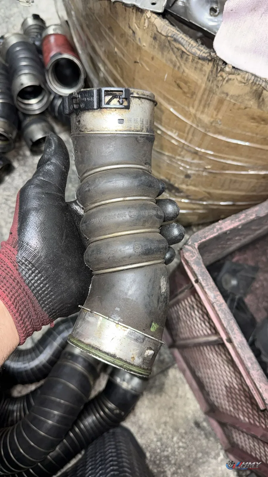 BMW Orijinal Çıkma E70 E71 - N57 X5 X6 Turbo Hortumu 11617807985