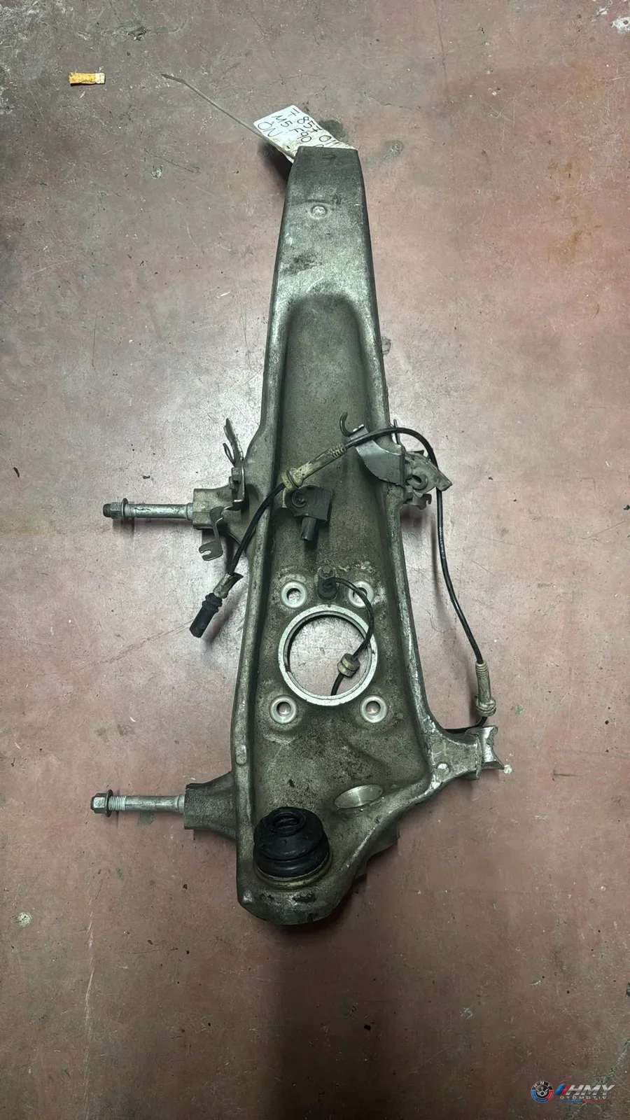 BMW Orijinal Çıkma F90 F91 F92 F93 - S63M Ön Sol M5 LCI M8 Taşıyıcı 31107857011