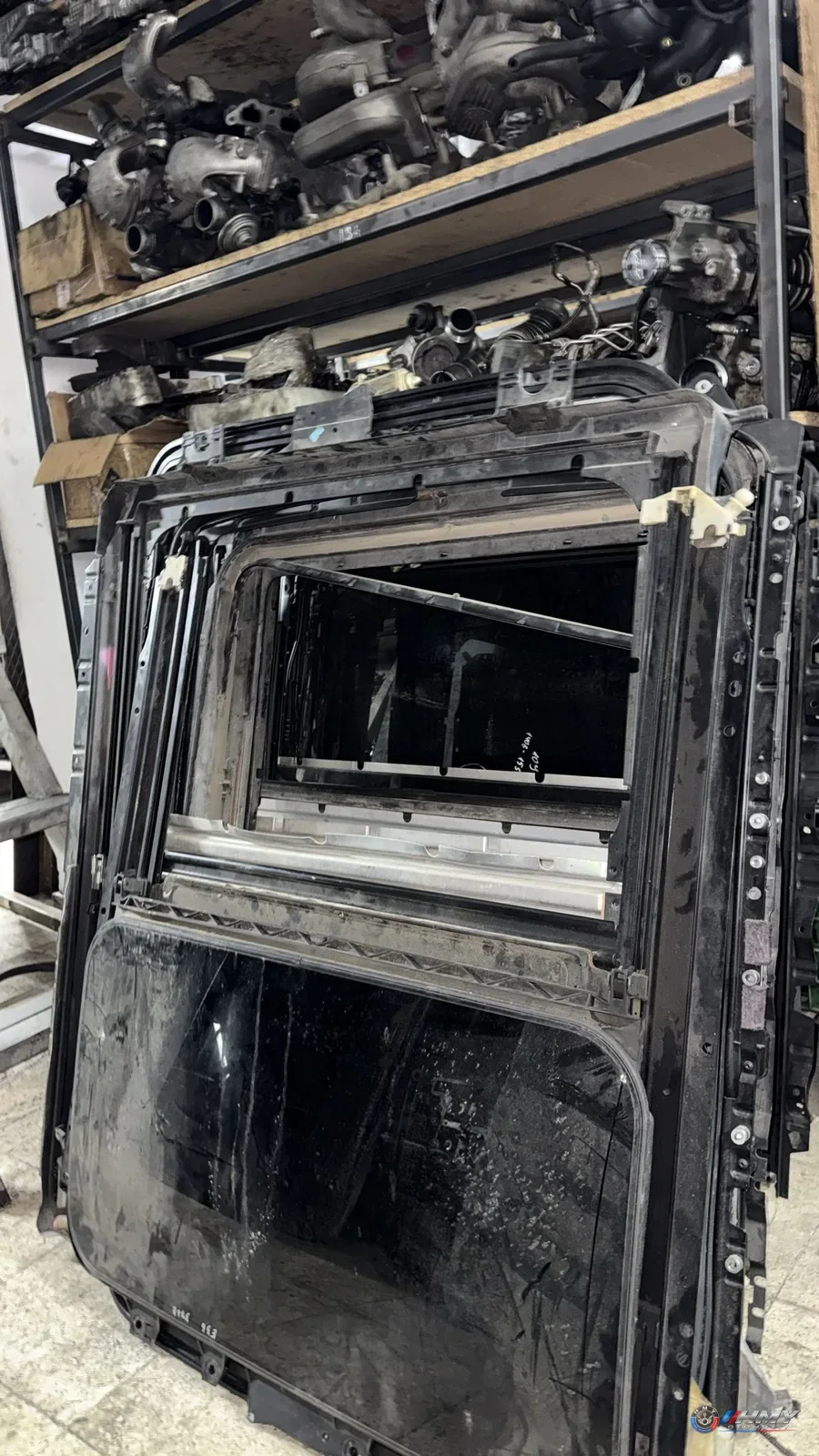 BMW Orijinal Çıkma X6 G06 - B48 B57 B58 S68 Deri Kapı Döşemesi Sol Arka (weiss/grau) 51427858913