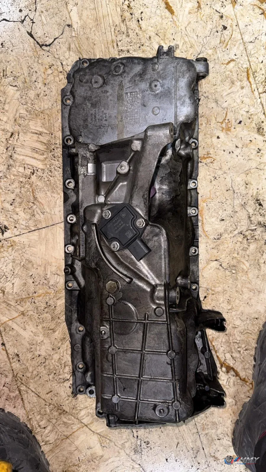 BMW Orijinal Çıkma Karter 8517626