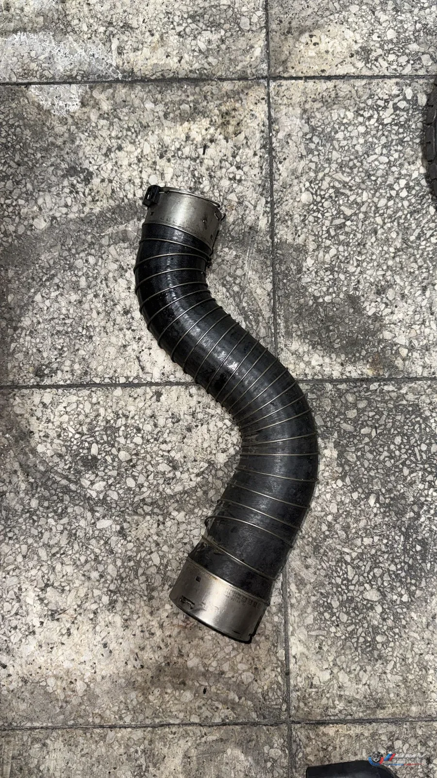 BMW Orijinal Çıkma F20 F25 F30 - B47 X3 Turbo Hortumu 11618573762