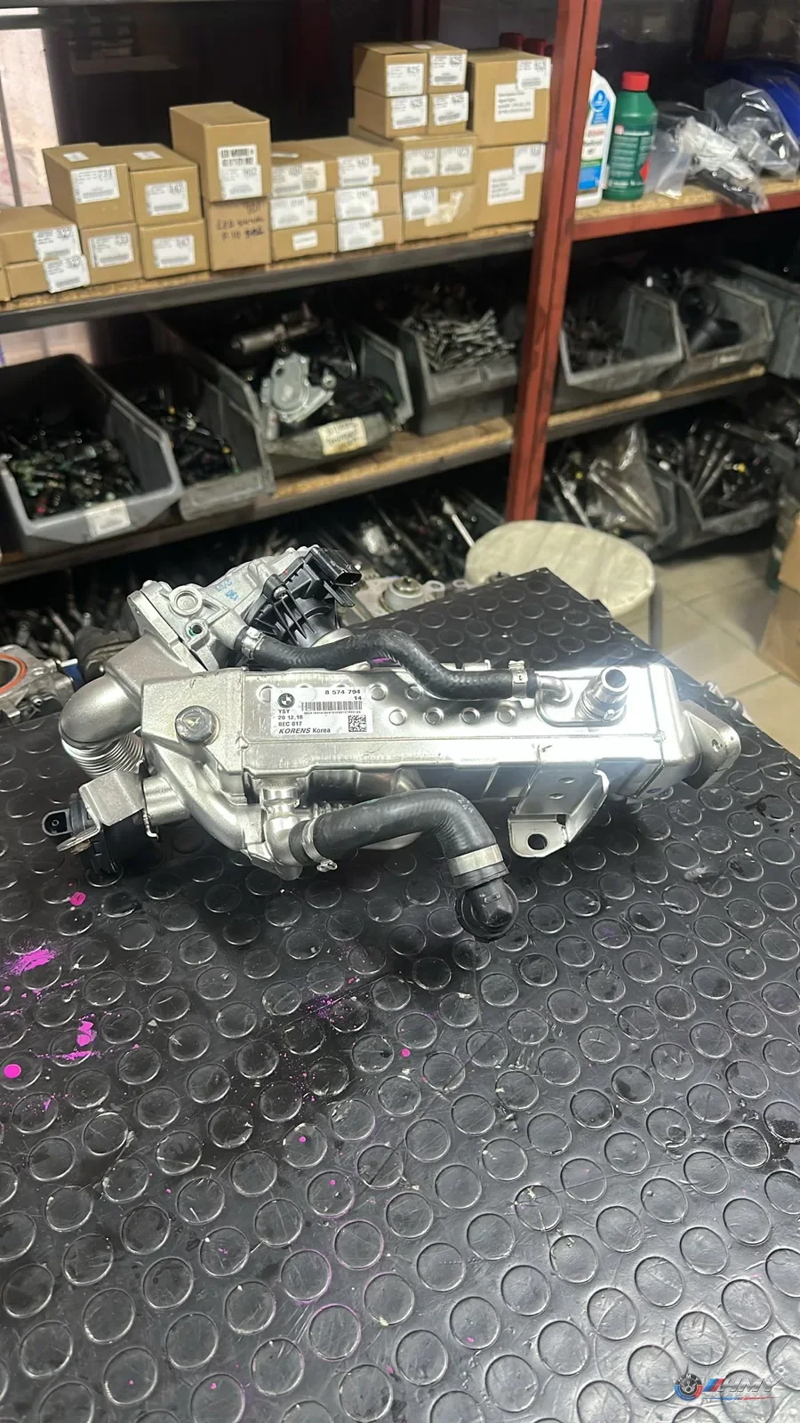 BMW Orijinal Çıkma 1 Serisi F20 F21 - B37 EGR Radyatörü 11718574794